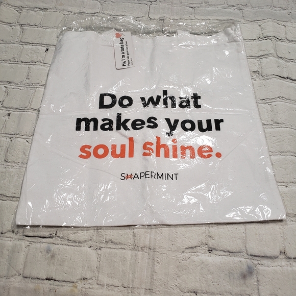 Shapermint Tote Bag. - Picture 3 of 4